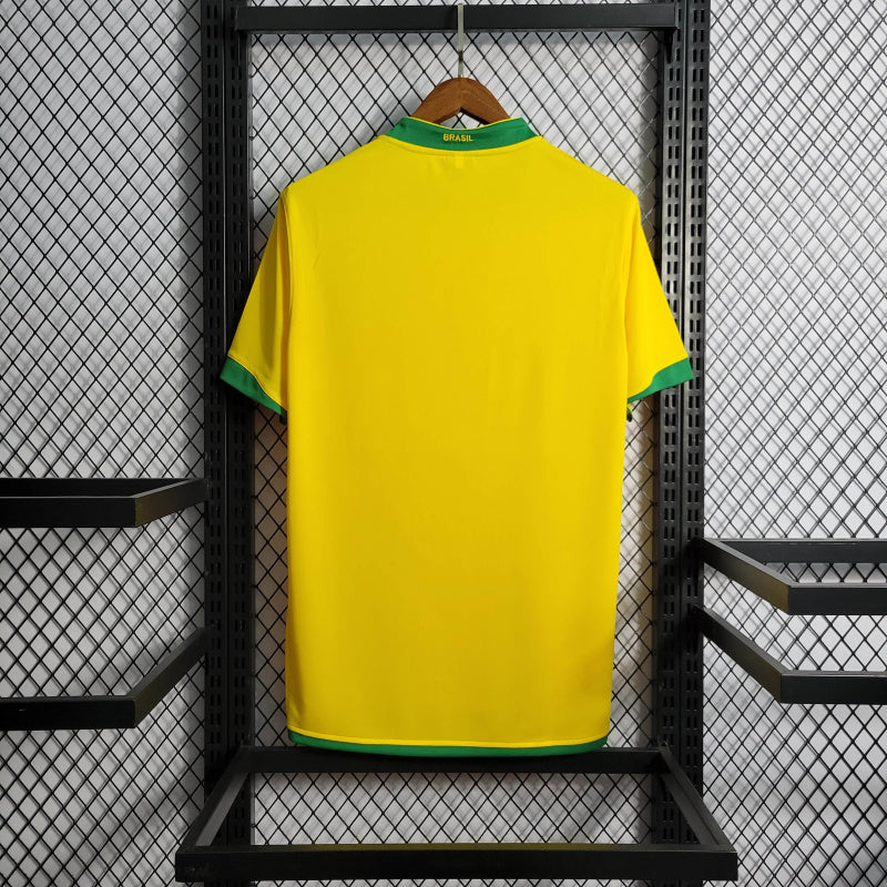 Camiseta Retro Brasil 2006