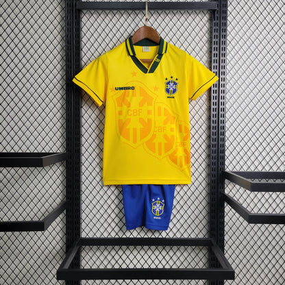 Equipación Retro Brasil 1994 Local Niños