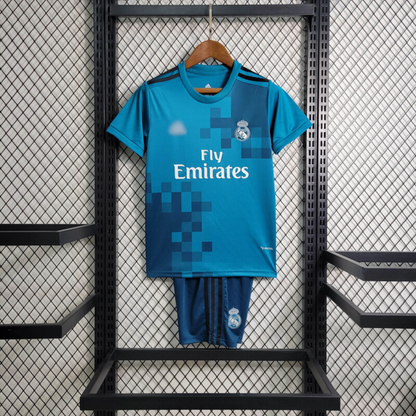 Equipación Retro Real Madrid 2017/18 Alternativa Niños