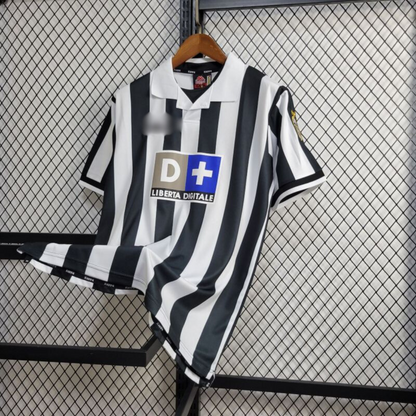 Camiseta Retro Juventus 1998/99