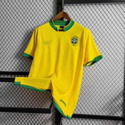 Camiseta Retro Brasil 2006